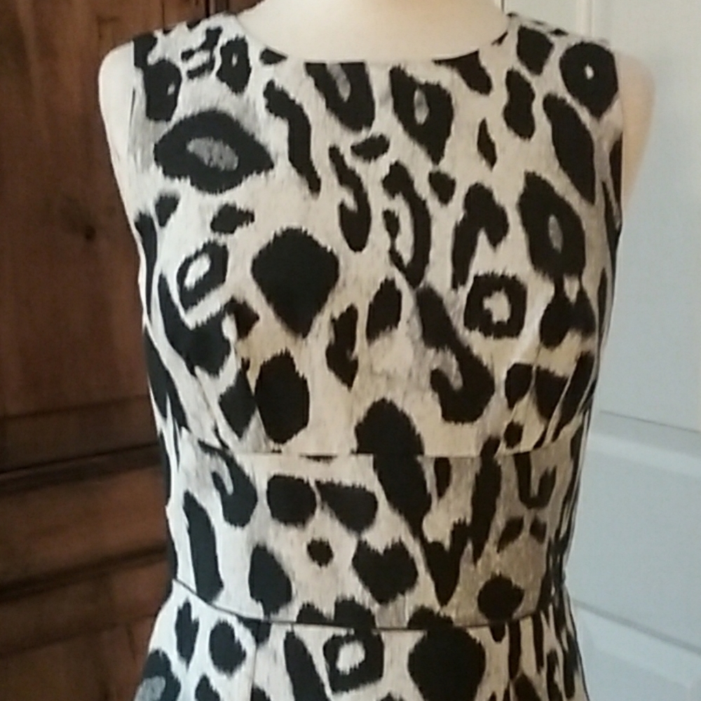 Dress - Picture 3 of 3